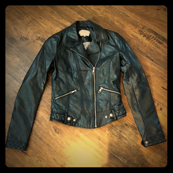 Zara Jackets & Blazers - Zara Trafaluc Vegan Leather Moto Jacket